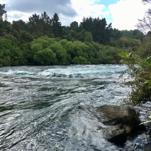 'Huka Falls Walkway'