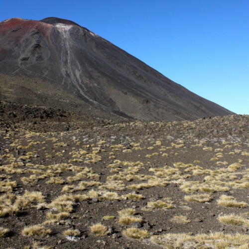 'New Zealand: Hiking the Tongariro Alpine Crossing'