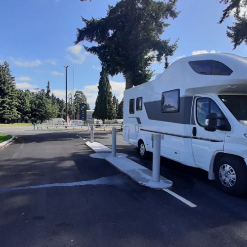 Right on left side for dumping