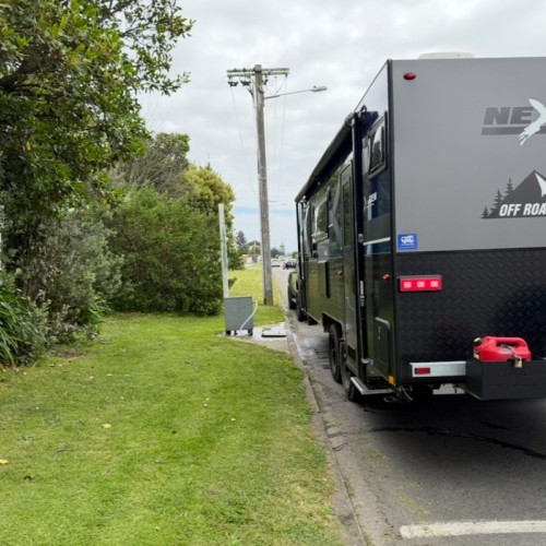 Easy roadside access for large vehicles